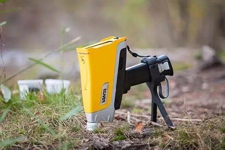 Vanta Element Handheld XRF Analyzer thumbnail