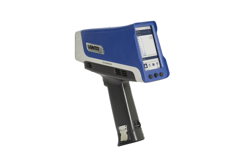 Analyseur XRF portable utilisé pour vérifier la conformité à la réglementation MDR de l’UE