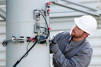 Phased array flaw detector and a scanner for circumferential weld inspection