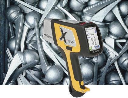 Delta Handheld XRF with metal