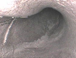 涡轮增压器内的毛刺